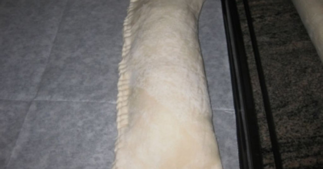 מאפה כרוב ופטריות בבצק עלים