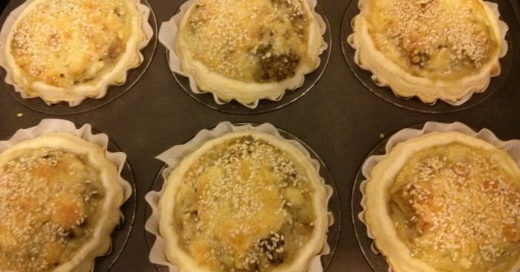 קיש חצילים וגבינה מלוחה