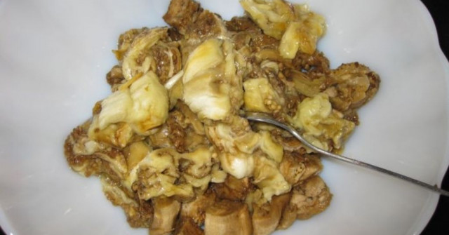 קיש חצילים וגבינה מלוחה