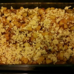 מאפה חצילים ותפוחי אדמה