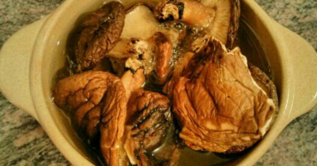 מרק פטריות וכרובית