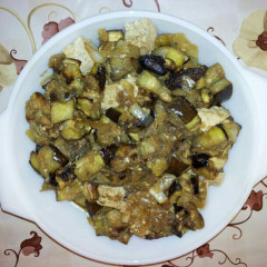 חציל וטופו ברוטב טריאקי