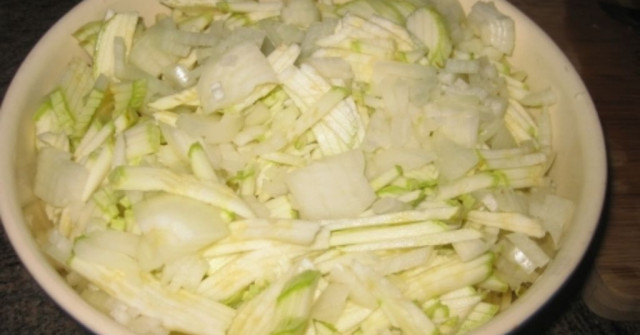 לביבות תפוחי אדמה וקישואים