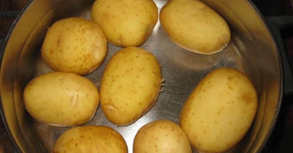 פשטידת תפוחי אדמה ( מעקודה)