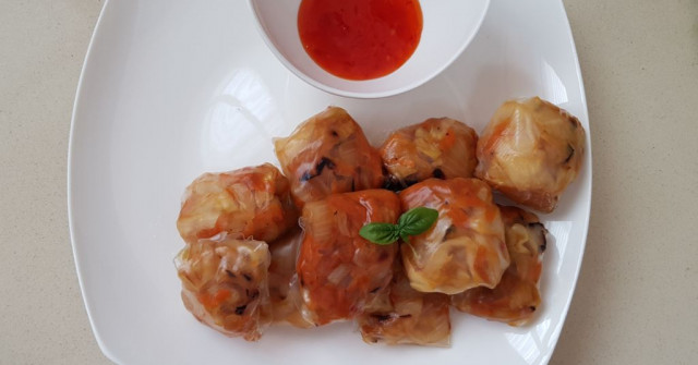 דפי אורז במילוי ירקות