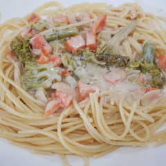 פסטה ברוטב שמנת, ברוקולי ובטטה