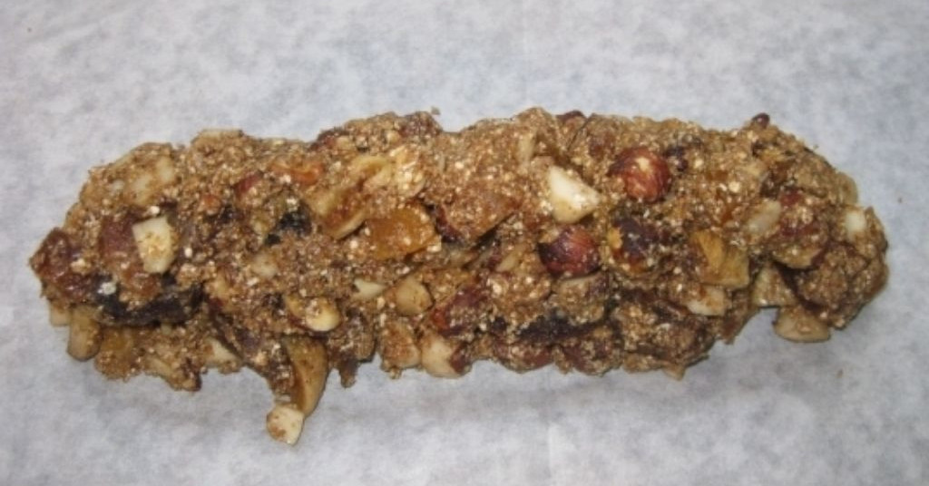 גליל פירות יבשים ואגוזים