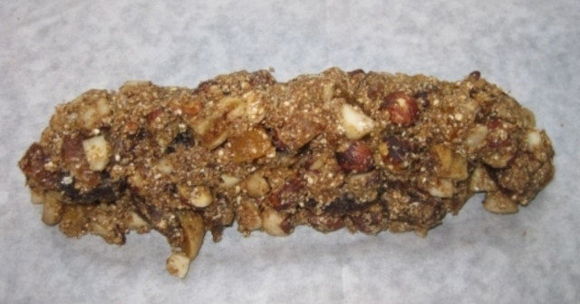 גליל פירות יבשים ואגוזים