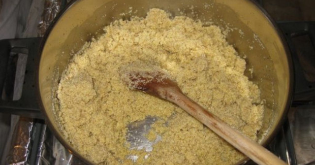 עוגת חלווה יוונית