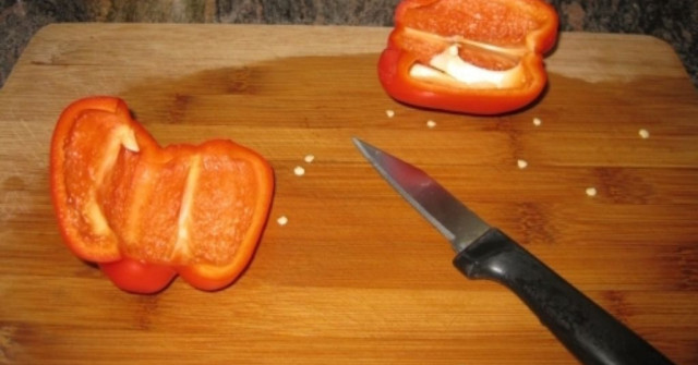 ממרח פלפלים קלויים