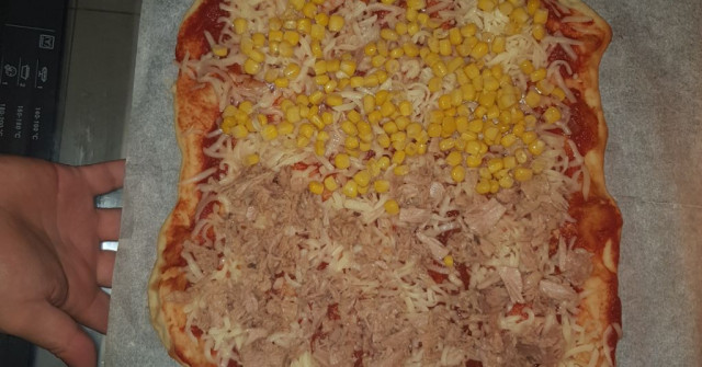 פיצה ביתית טעימה