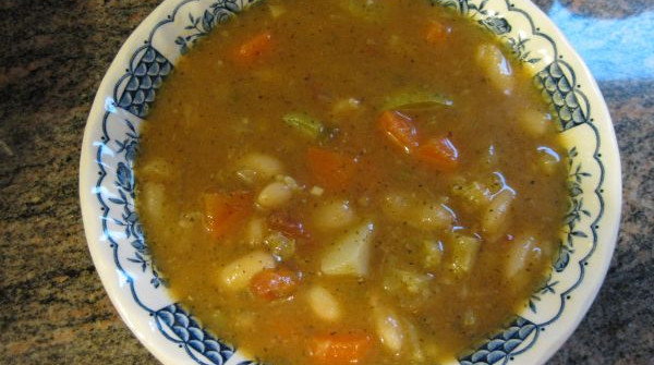 מרק מיניסטרונה