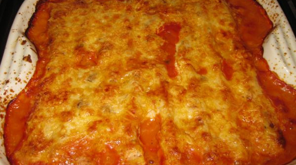 קנלוני ממולא בחצילים וגבינה מלוחה