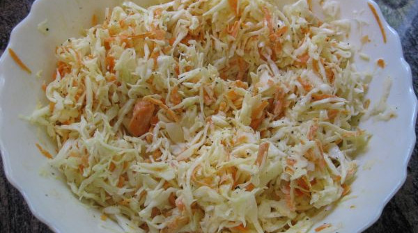 סלט כרוב וגזר