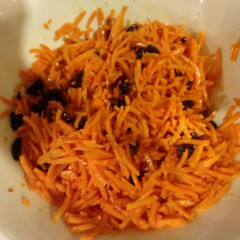 סלט גזר ופקאן מסוכר