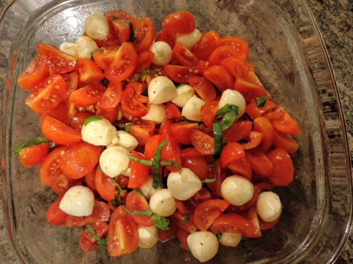 סלט קפרזה- סלט מהמטבח האיטלקי
