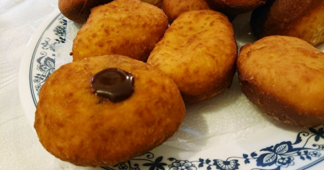 סופגניות של פעם מתאים ל- 50 סופגניות: