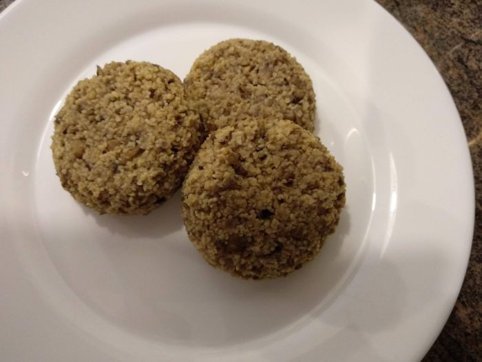 לביבות עדשים ובורגול