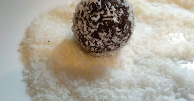 כדורי תמרים קקאו