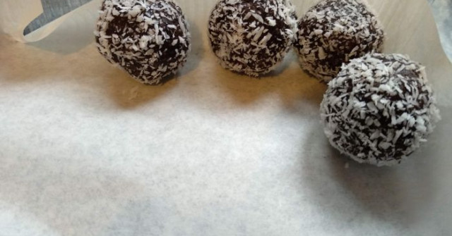 כדורי תמרים קקאו