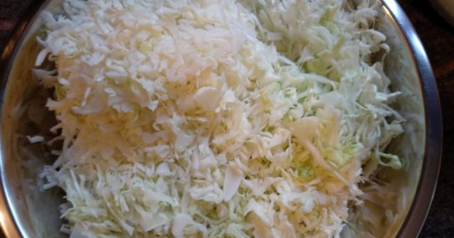 כרוב ברוטב עגבניות