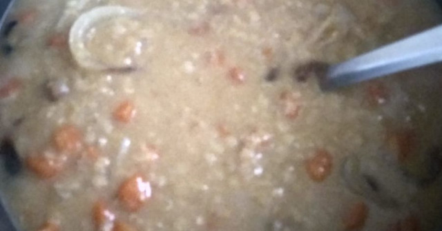 מרק גזר ועדשים כתומות