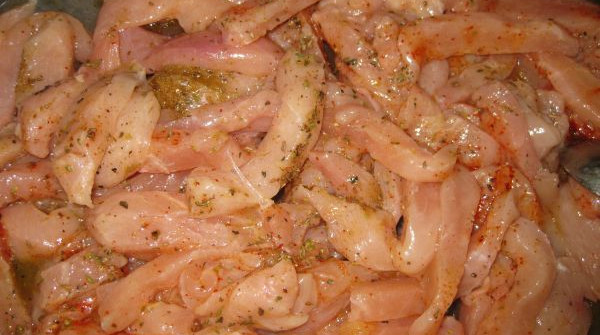 פהיטס - תבשיל פלפלים ועוף מהמטבח המכסיקני