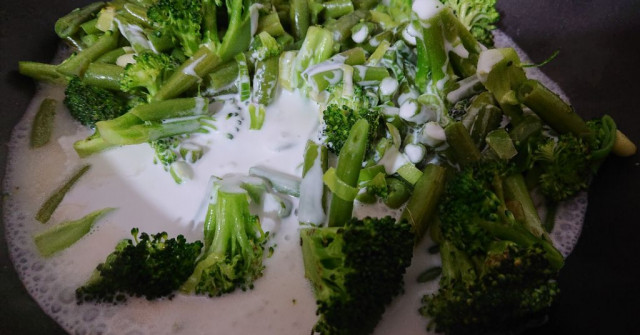 נודלס בקרם קוקוס וקארי