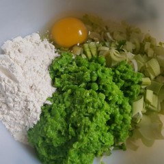 קציצות כרישה ואפונה