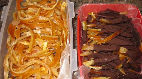 קליפות תפוז מסוכרות