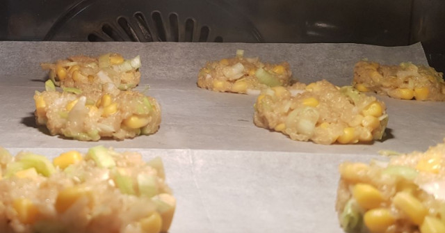 קציצות קינואה ותירס