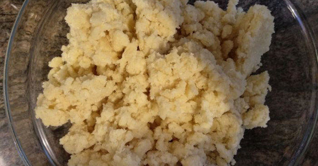 עוגת פרורים