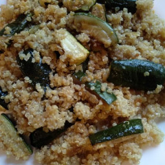 זוקיני עם קינואה