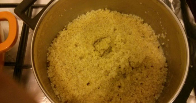 זוקיני עם קינואה