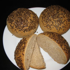 לחם/ לחמניות עם קמח שיפון