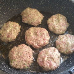 קציצות בשר עם שיבולת שועל