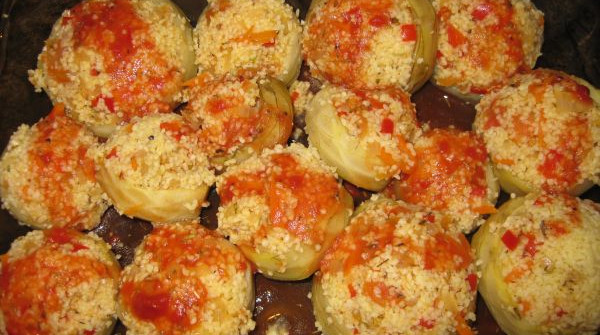 תחתיות ארטישוק ממולאות בבורגול וירקות