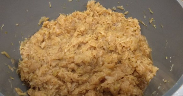 איטריות עם כרוב