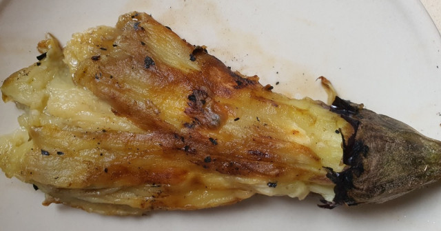 סלט חצילים בטחינה