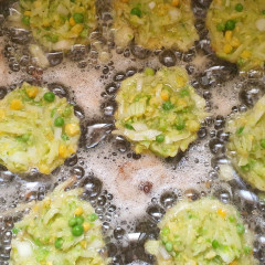 לביבות תפוחי אדמה תירס ואפונה