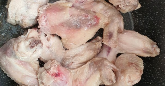 עוף ופתיתים בסיר אחד