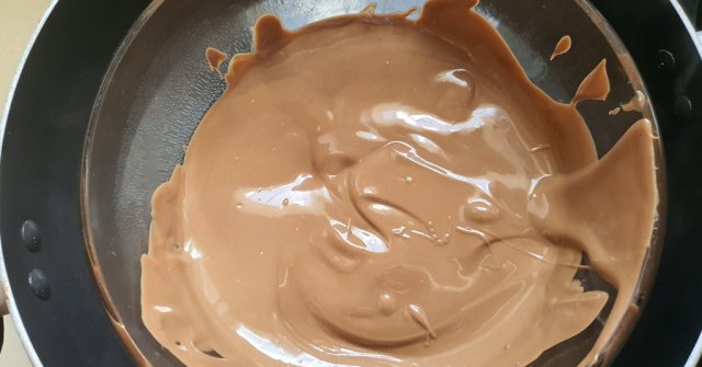 סוכריות שוקולד על מקל