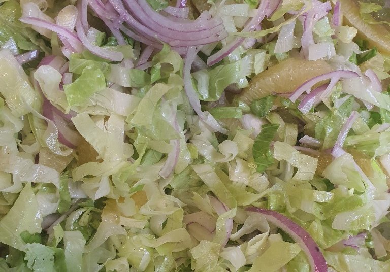 סלט חסה ותפוז