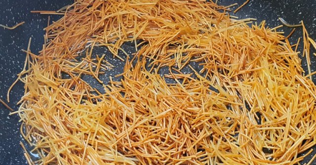 אורז עם אטריות