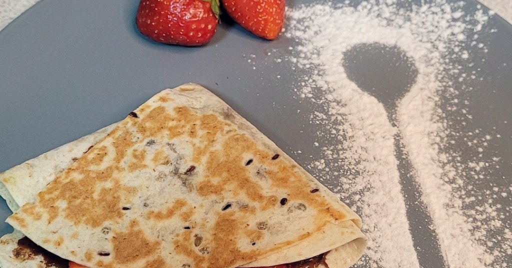 טורטיית שוקולד ותותים