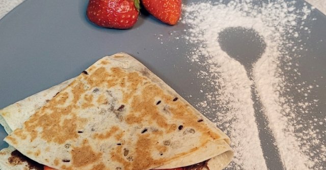 טורטיית שוקולד ותותים