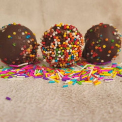 פופ קייק - עוגיות על מקל