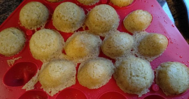 פופ קייק - עוגיות על מקל