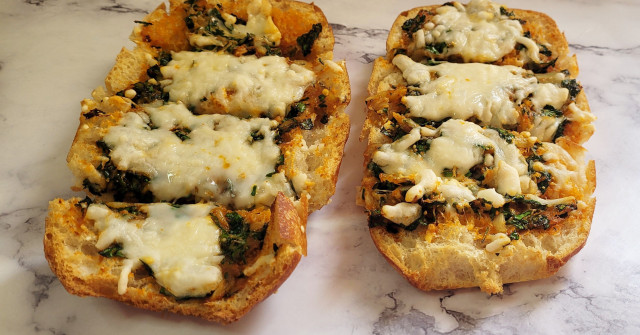 ממרח חמאה ושום