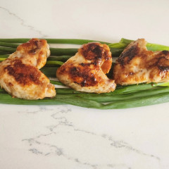 כנפיים ברוטב